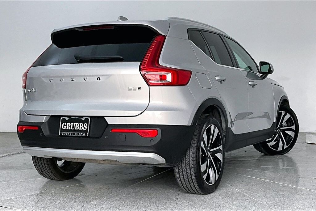 Used 2023 Volvo XC40 B5 Plus Bright Theme SUV