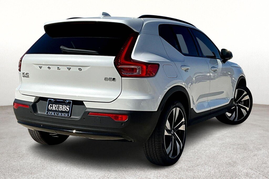 Used 2025 Volvo XC40 Ultra Dark Theme SUV