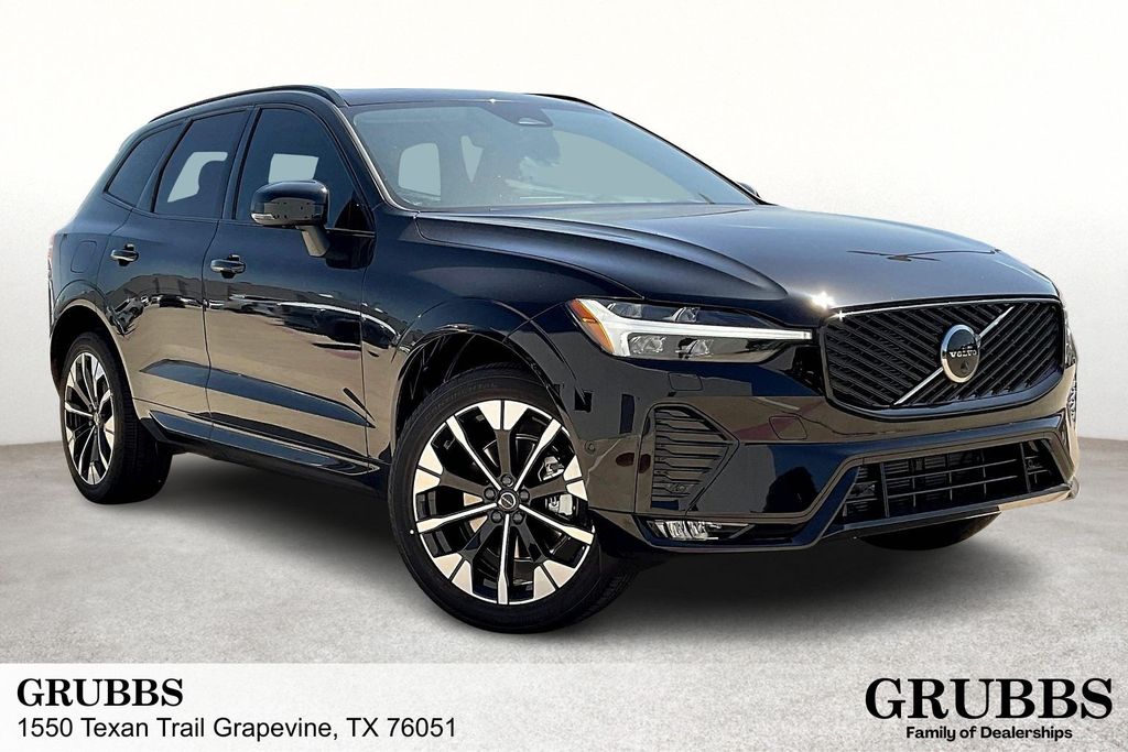 2026 Volvo XC60 B5 photo 2