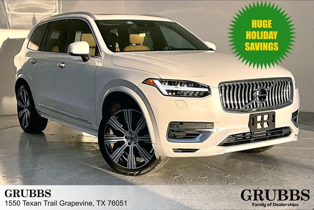 2021 Volvo XC90 Inscription's photo