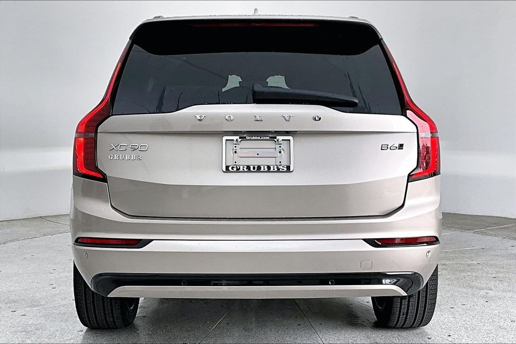 New 2026 Volvo XC90 B6 Ultra Dark Theme 7-Seater SUV