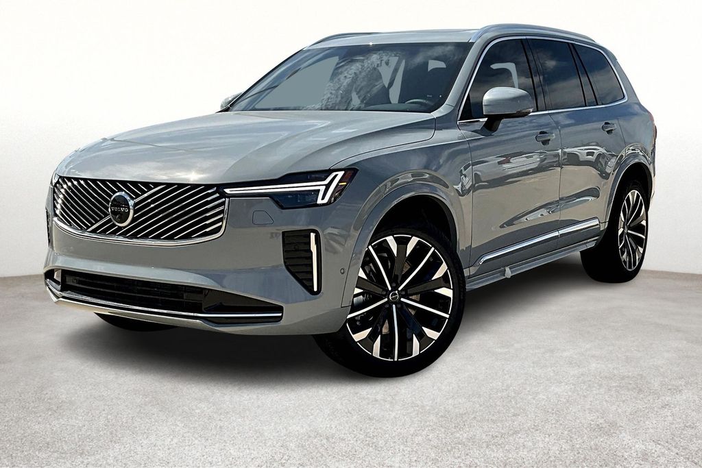 2026 Volvo XC90 Plus photo 2