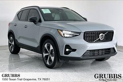 2026 Volvo XC40 B5 Plus AWD SUV
