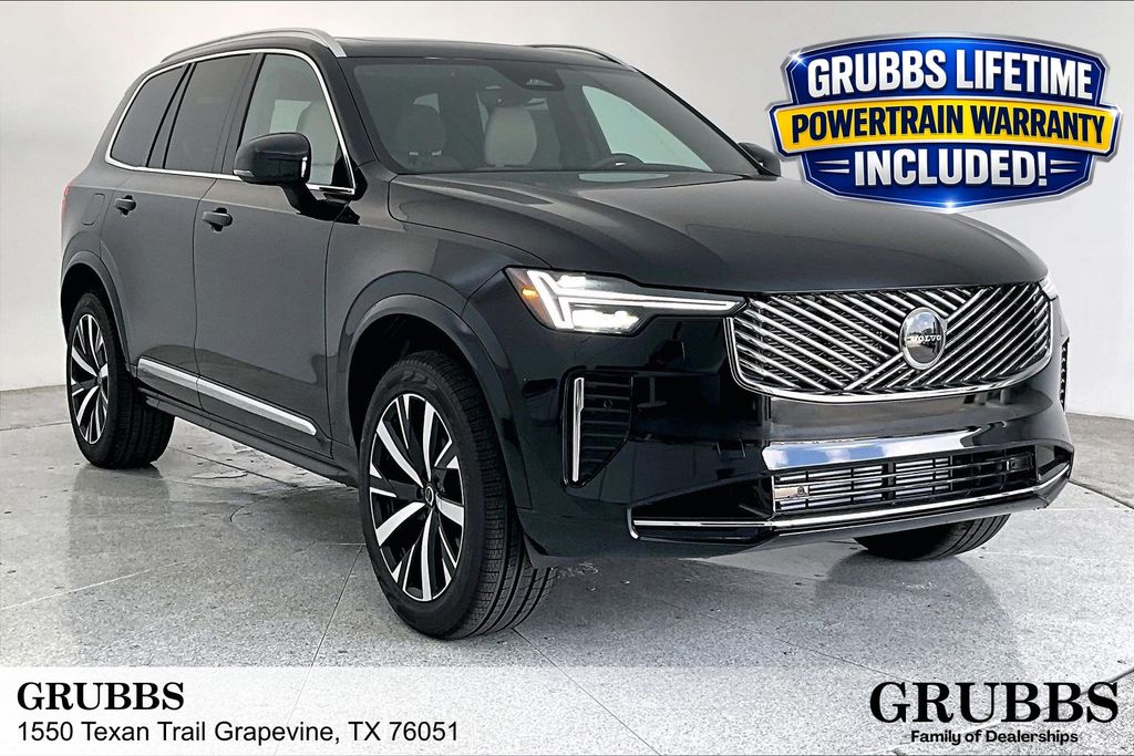 2026 Volvo XC90 T8 Recharge Core Bright 4WD's photo