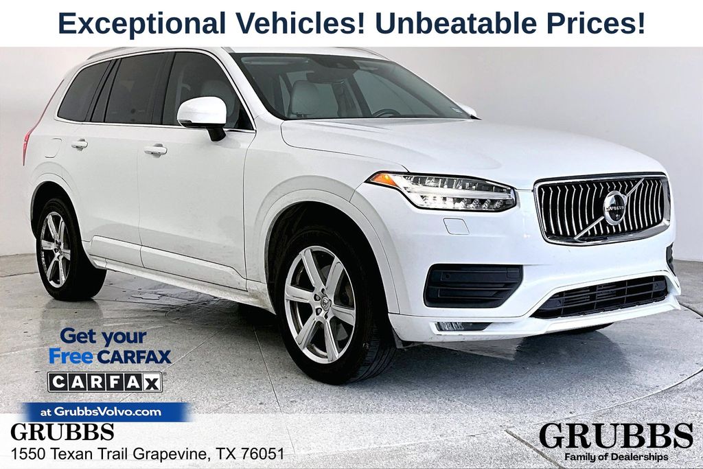 2021 Volvo XC90 T5 Momentum AWD's photo