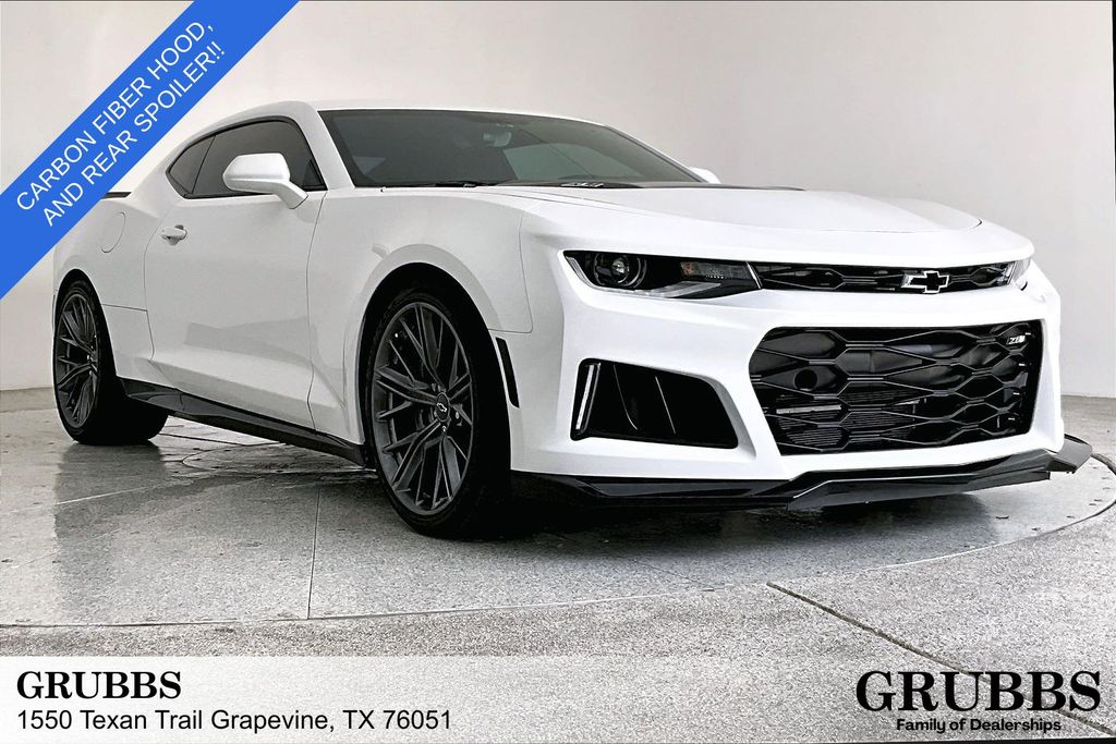 2022 Chevrolet Camaro ZL1's photo