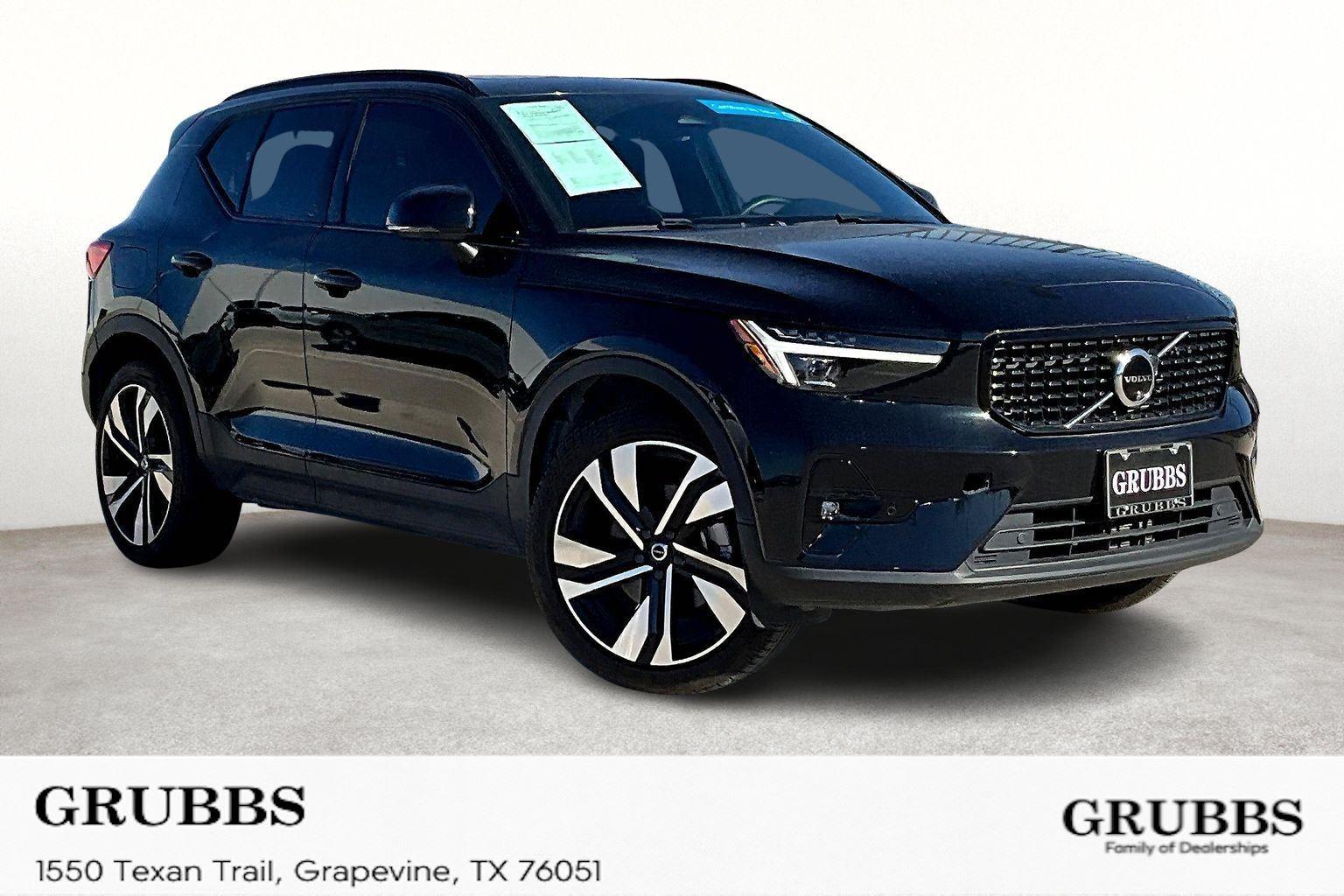 2024 Volvo XC40 Ultimate