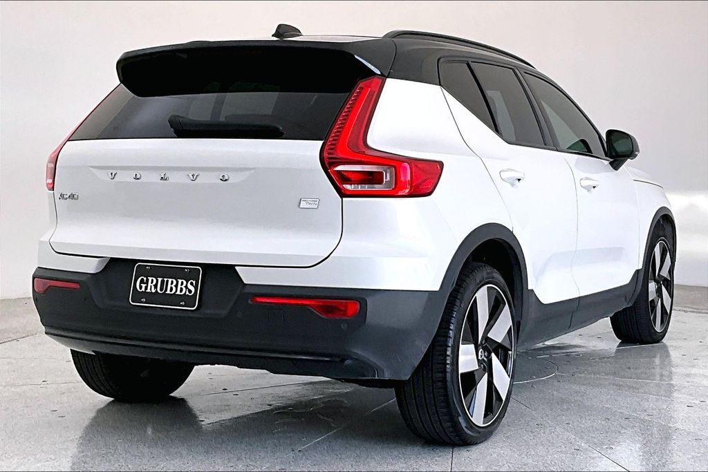 Used 2023 Volvo XC40 Ultimate with VIN YV4ED3UM4P2051120 for sale in Grapevine, TX