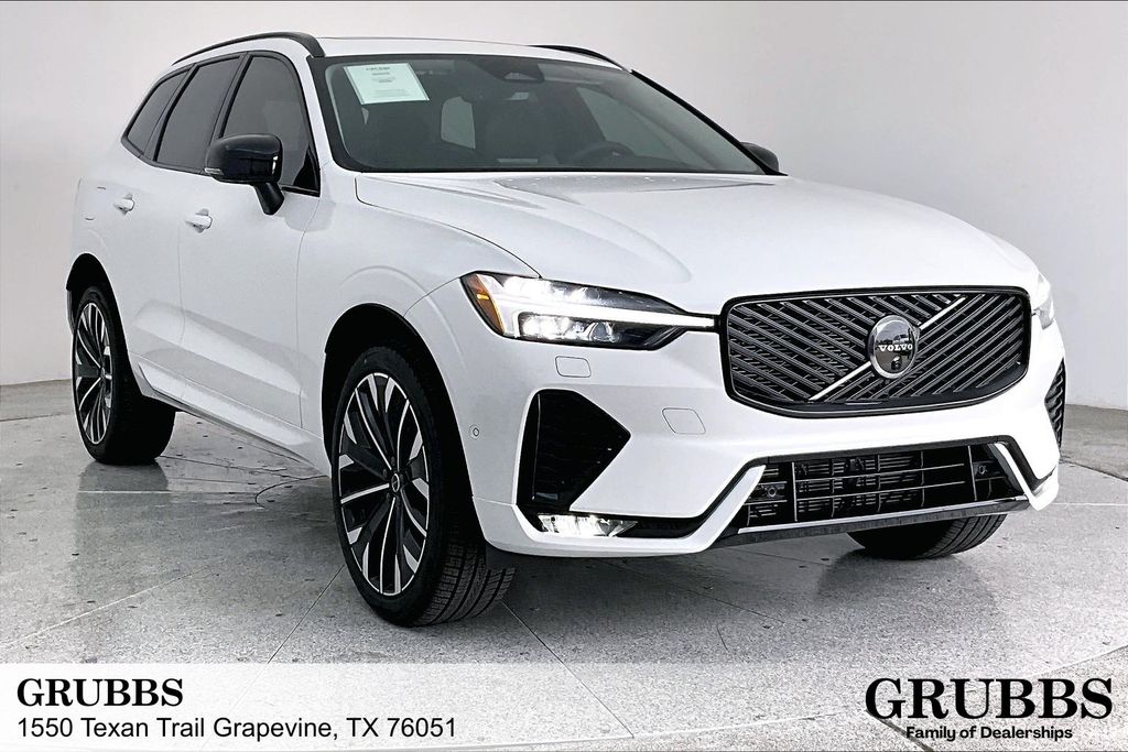 New 2026 Volvo XC60 B5 Ultra