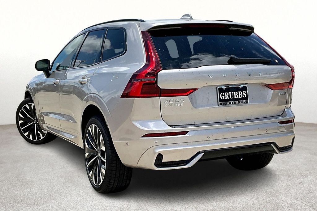New 2026 Volvo XC60 B5 Ultra SUV