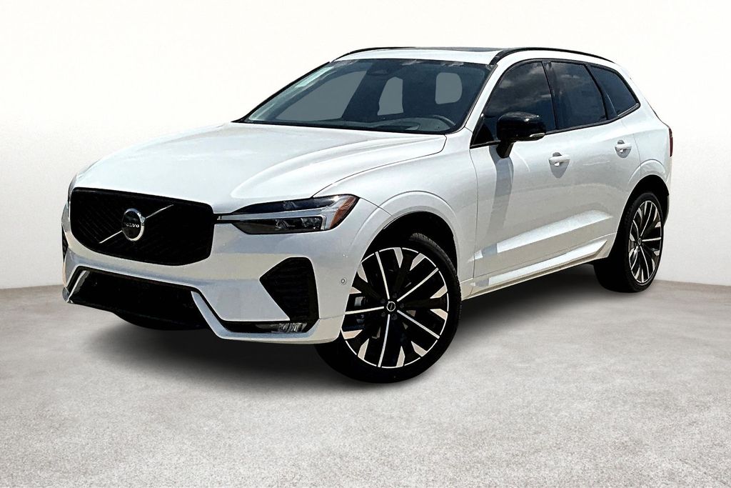 2026 Volvo XC60 B5 photo 2