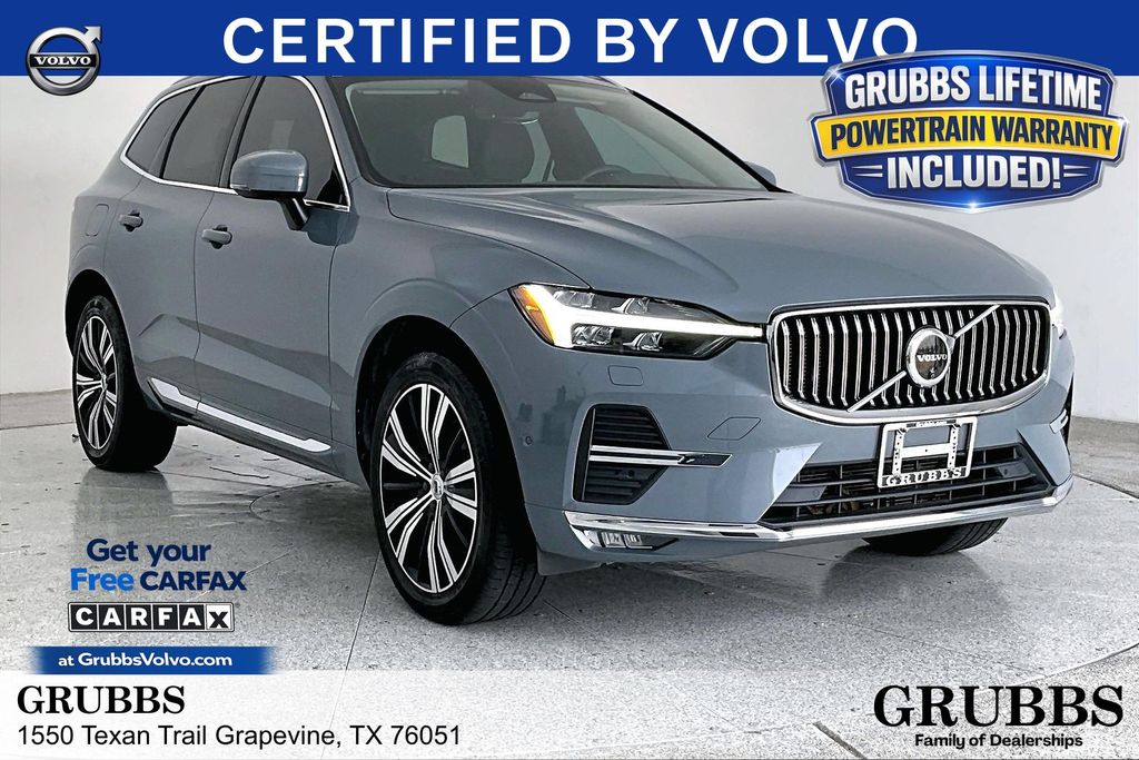 2023 Volvo XC60 B5 Plus Bright Theme AWD's photo