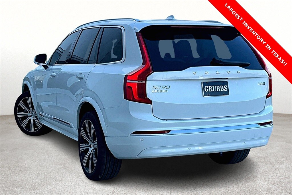 2025 Volvo XC90 Plus photo 3