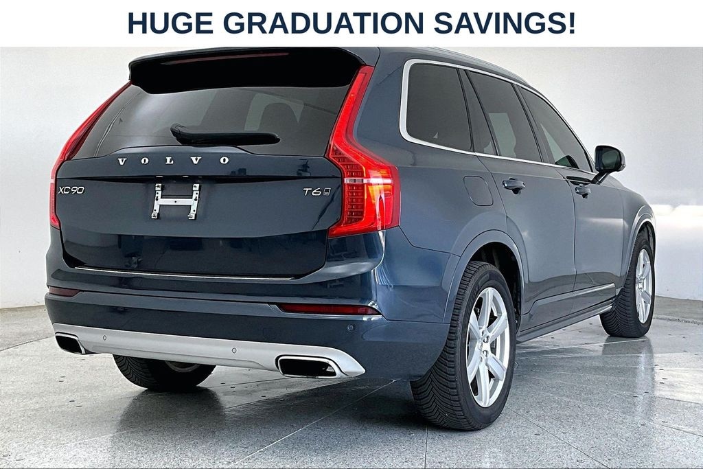 Used 2020 Volvo XC90 T6 Momentum SUV