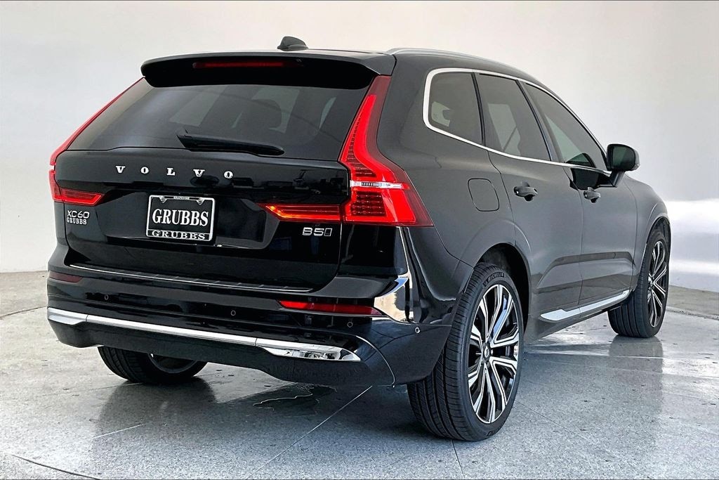 Used 2023 Volvo XC60 B5 Ultimate Bright Theme SUV