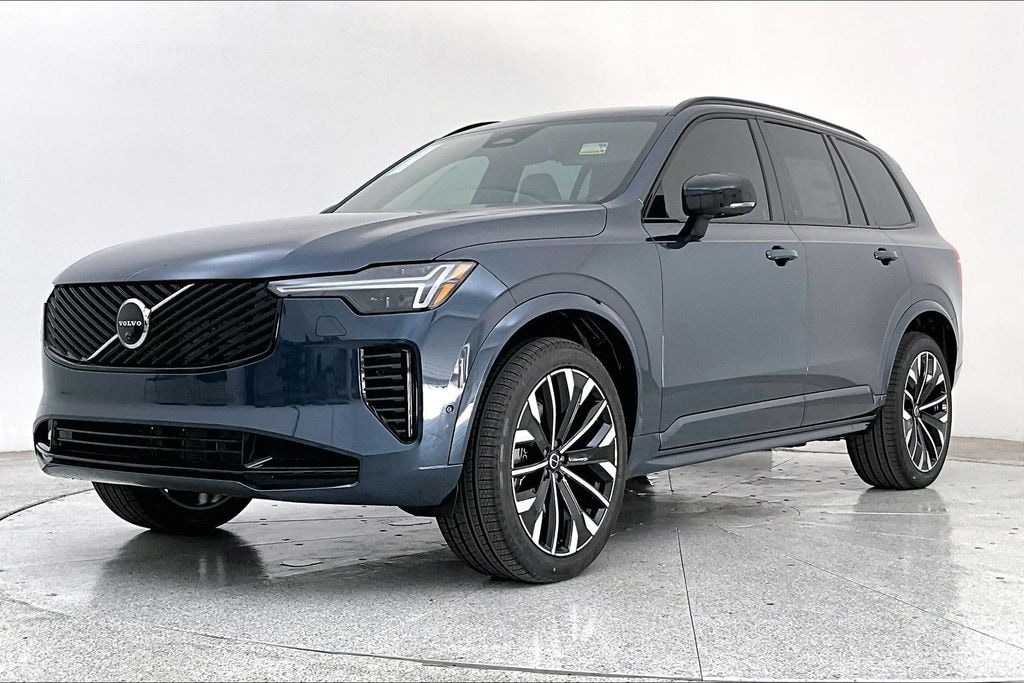 New 2026 Volvo XC90 B6 Ultra Dark Theme 6-Seater SUV