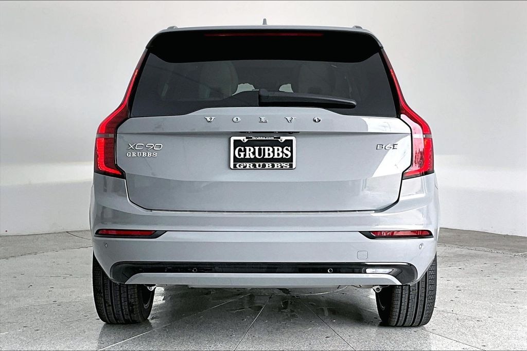 New 2026 Volvo XC90 B6 Ultra Dark Theme 7-Seater SUV