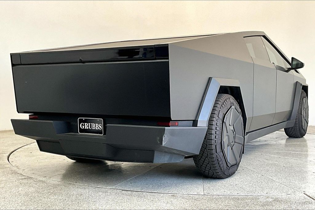 Used 2024 Tesla Cybertruck Cyberbeast with VIN 7G2CEHEE1RA031624 for sale in Grapevine, TX