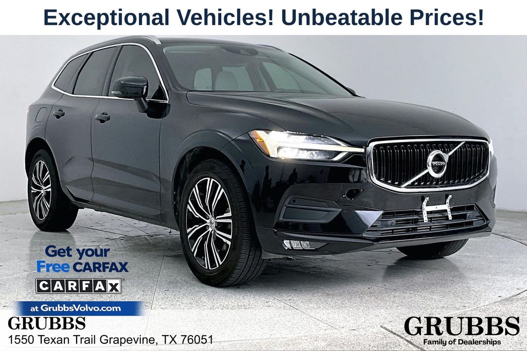 2021 Volvo XC60 T5 Momentum AWD's photo