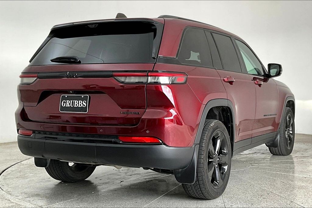 Used 2023 Jeep Grand Cherokee Limited SUV