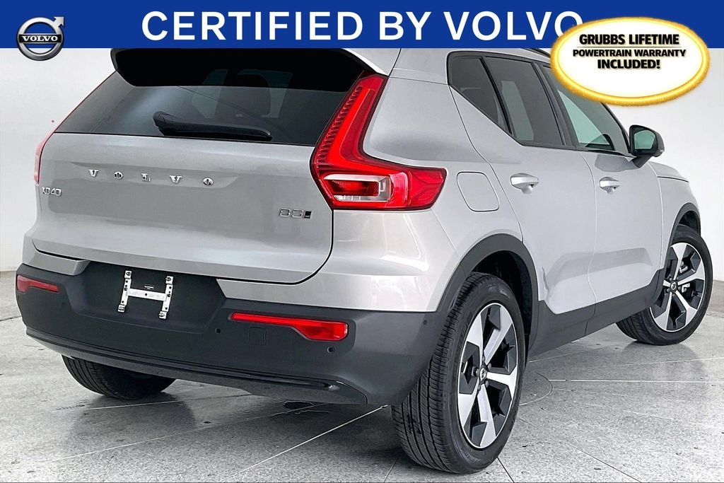 Certified 2025 Volvo XC40 B5 Plus Dark Theme SUV