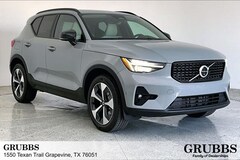 2026 Volvo XC40 B5 Plus AWD SUV
