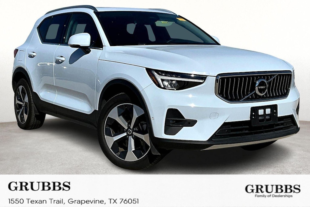 Certified 2025 Volvo XC40 Plus Bright Theme SUV