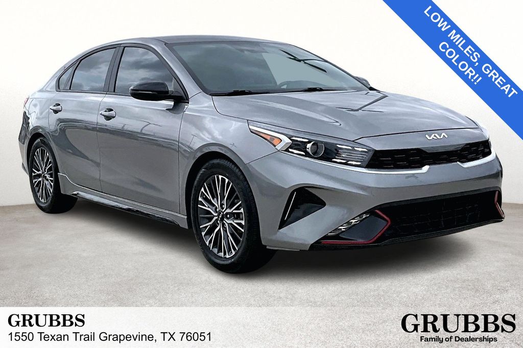 2022 Kia FORTE GT-Line