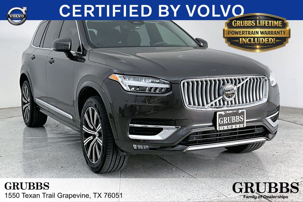 2024 Volvo XC90 B5 Plus Bright theme 4WD's photo