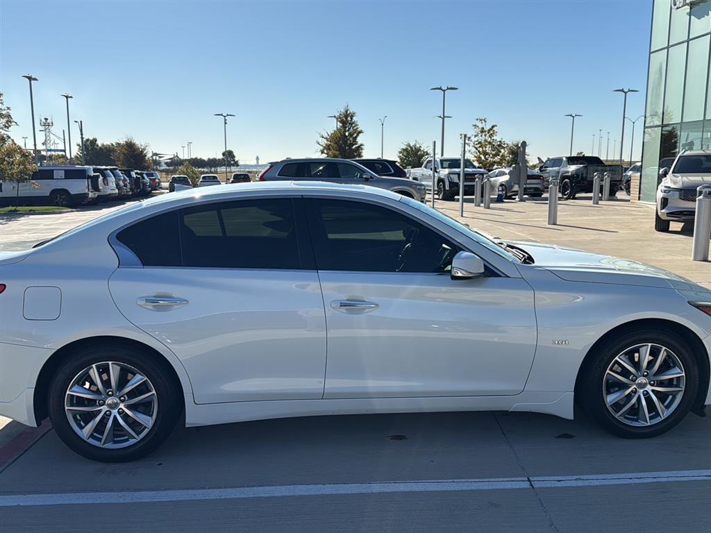 Used 2016 INFINITI Q50 3.0t Premium Sedan