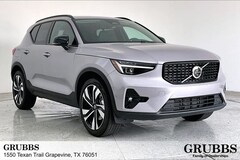 2026 Volvo XC40 B5 Plus AWD SUV