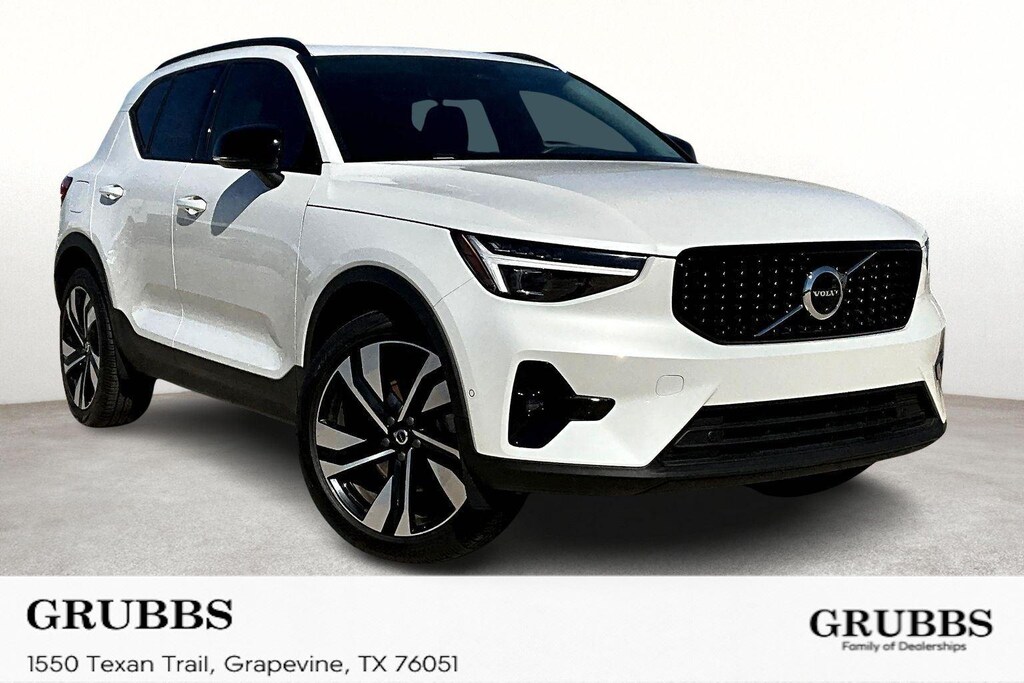 Used 2025 Volvo XC40 Ultra Dark Theme SUV
