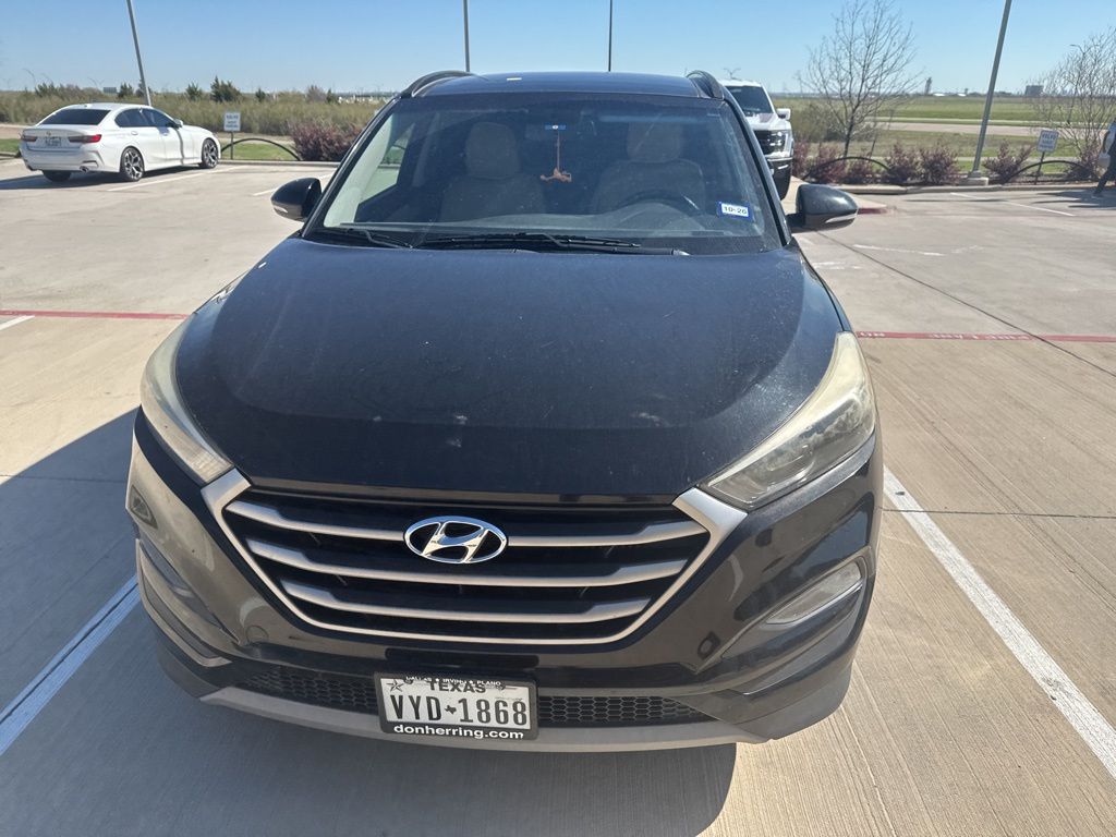 Used 2017 Hyundai Tucson Value with VIN KM8J33A27HU579436 for sale in Grapevine, TX