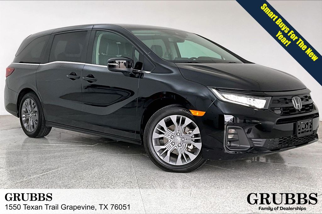 2025 Honda Odyssey Touring's photo