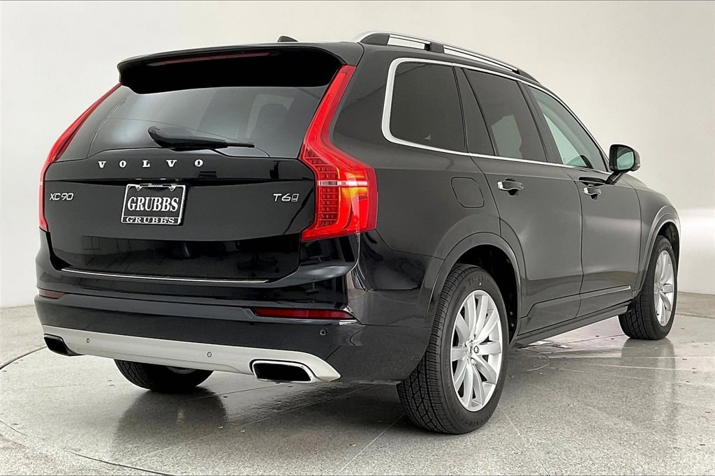 Used 2016 Volvo XC90 Momentum with VIN YV4A22PK4G1085962 for sale in Grapevine, TX
