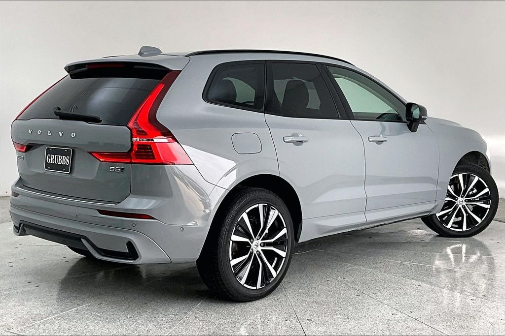 Used 2024 Volvo XC60 B5 Ultimate Dark Theme SUV