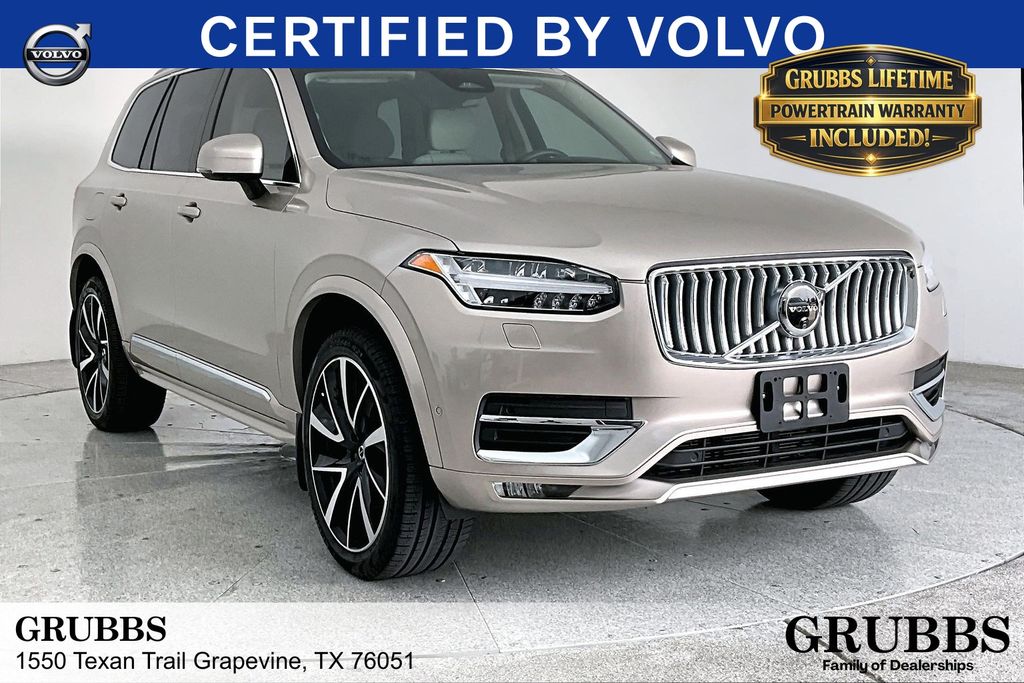 2025 Volvo XC90 B6 Plus Bright 6-Seater 4WD's photo