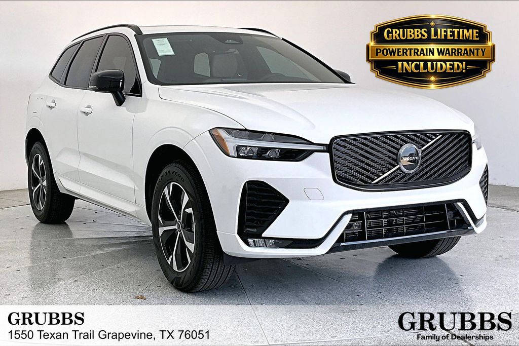 2026 Volvo XC60 B5 Core Dark AWD's photo
