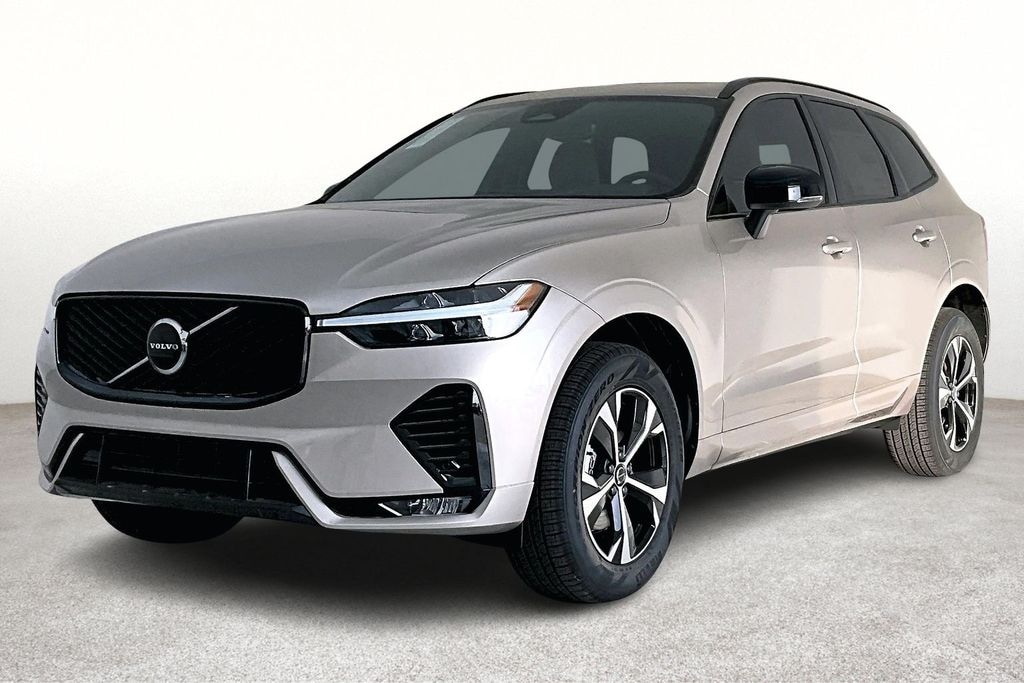 New 2026 Volvo XC60 B5 Core SUV