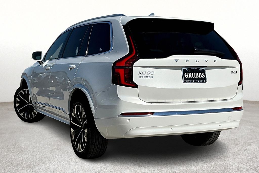 New 2026 Volvo XC90 B6 Ultra Dark Theme 7-Seater SUV
