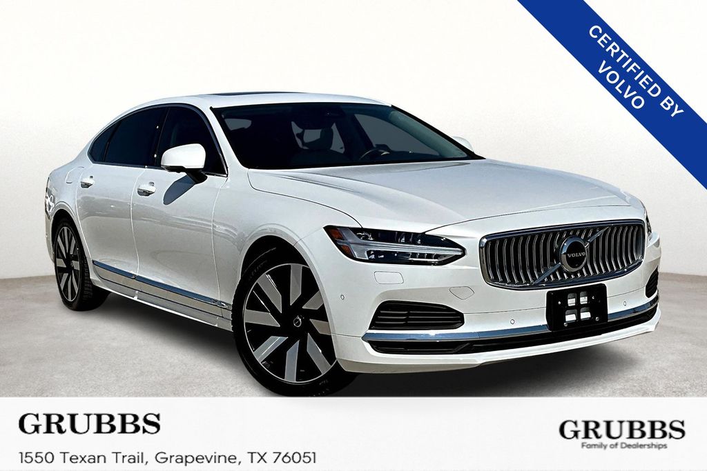 2024 Volvo S90 Ultimate's photo