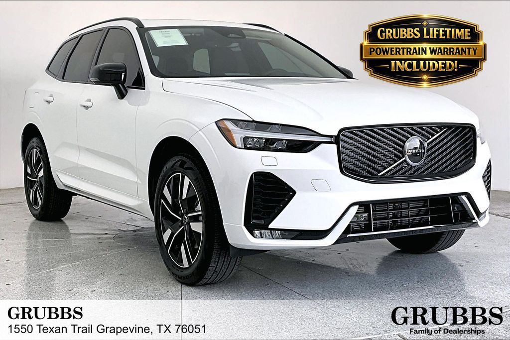 2026 Volvo XC60 B5 Core Dark AWD's photo