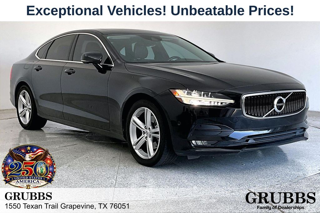 2017 Volvo S90 T5 Momentum FWD's photo