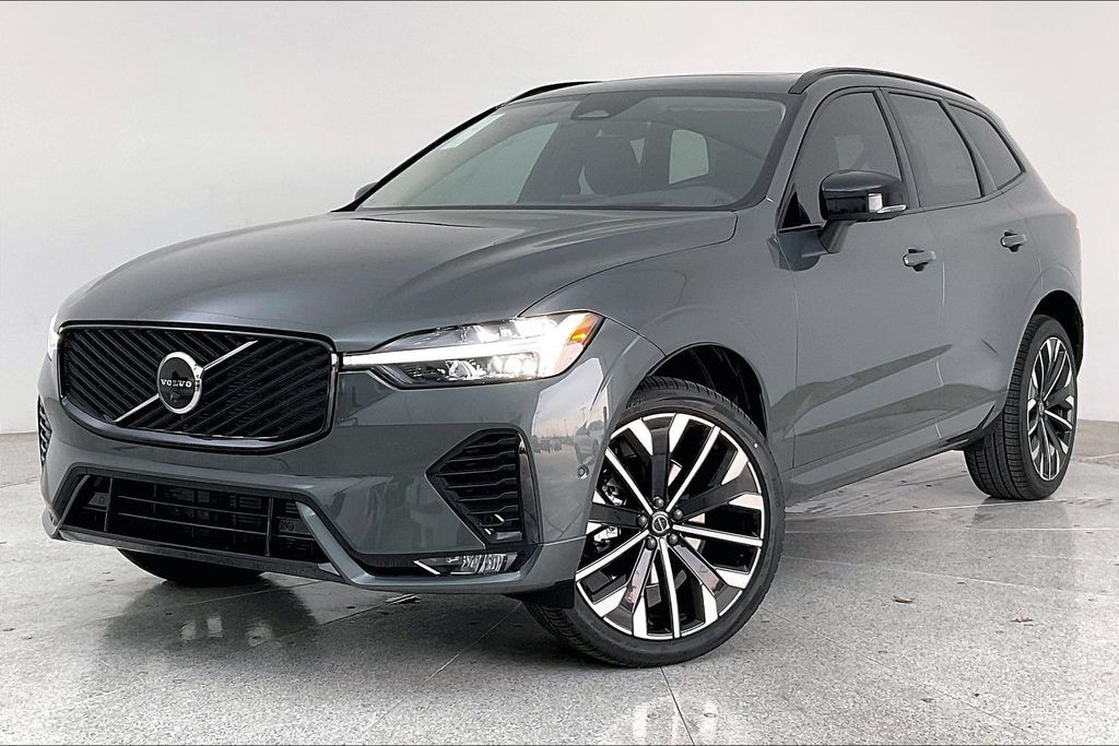 New 2026 Volvo XC60 B5 Ultra SUV