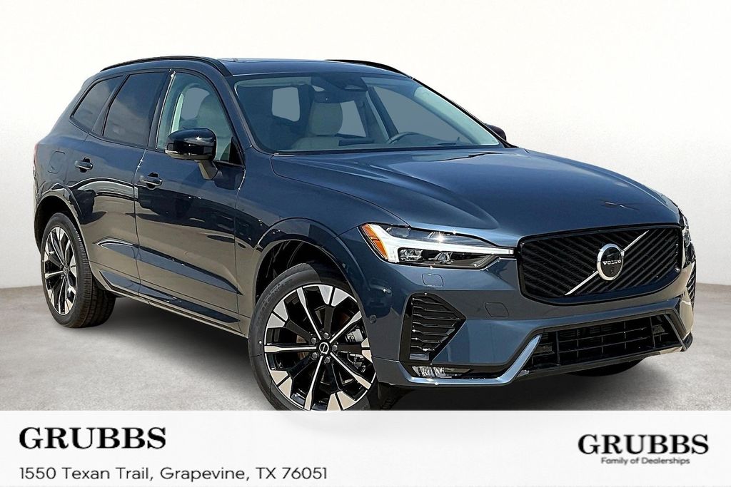 2026 Volvo XC60 B5 photo 2