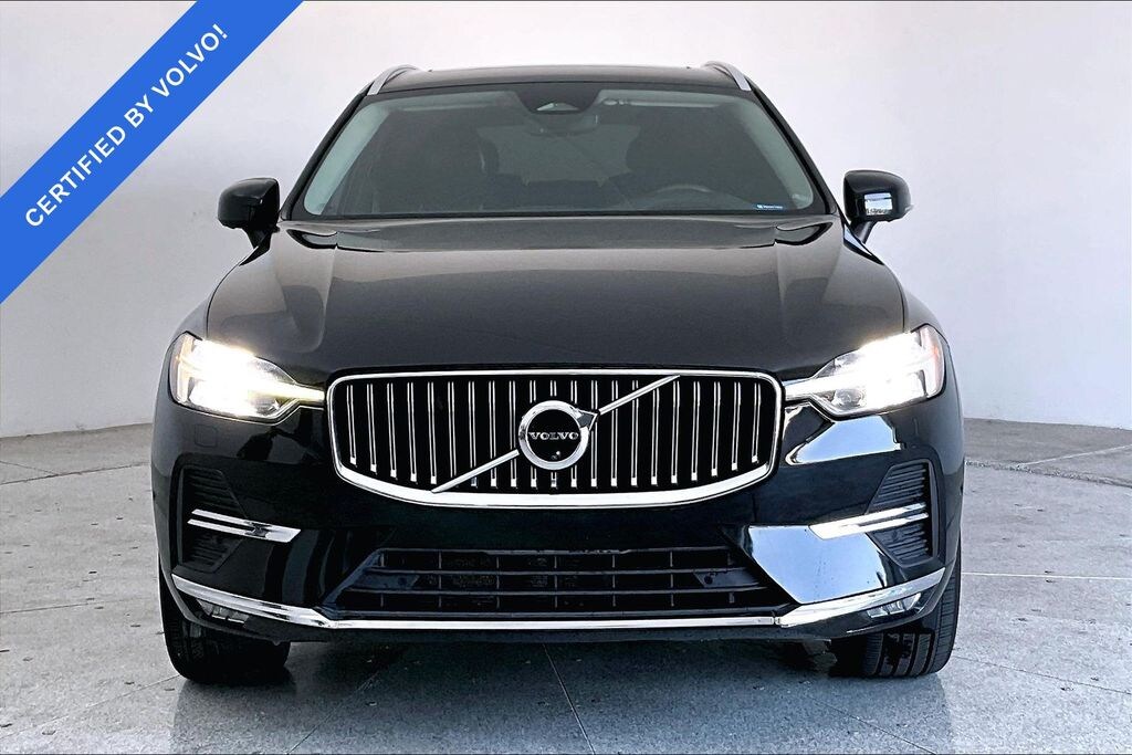 Used 2023 Volvo XC60 B6 Ultimate Bright Theme SUV