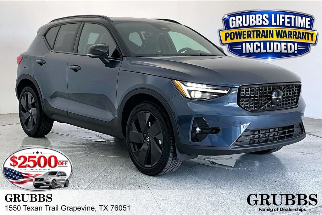 New 2026 Volvo XC40 B5 Ultra Black Edition SUV