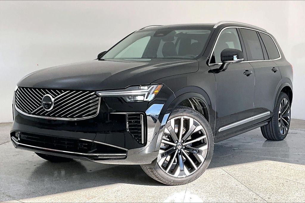 New 2026 Volvo XC90 B6 Ultra 7-Seater SUV