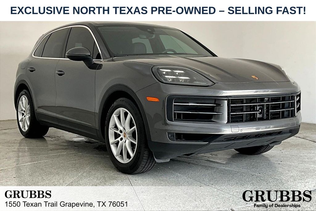 2024 Porsche Cayenne Base