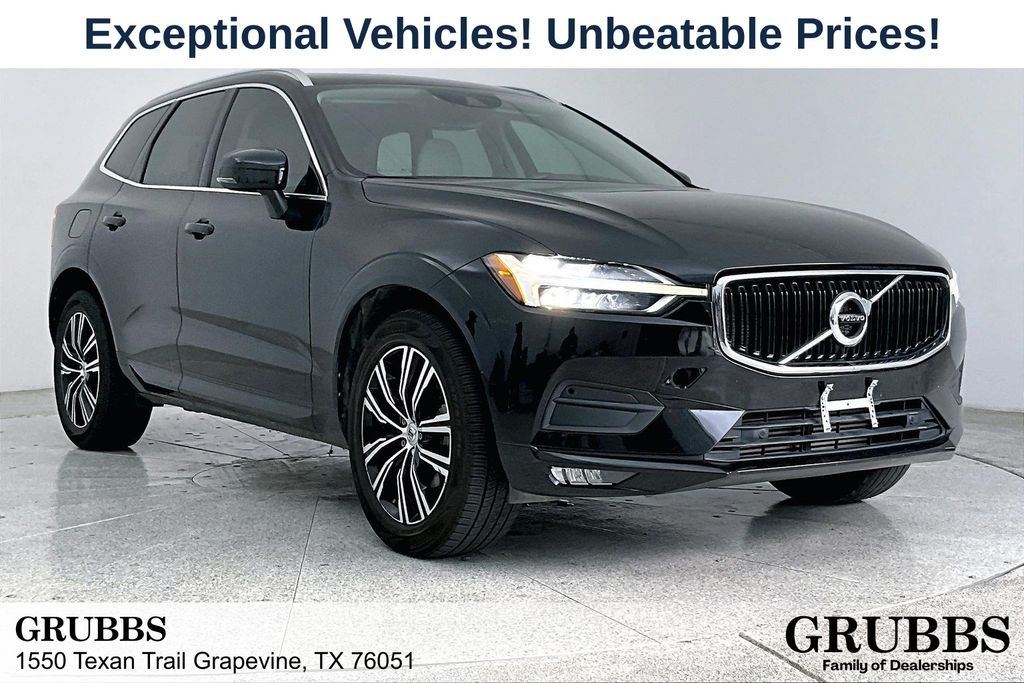 2021 Volvo XC60 T5 Momentum AWD's photo